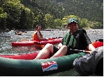 カヌーにのって休憩